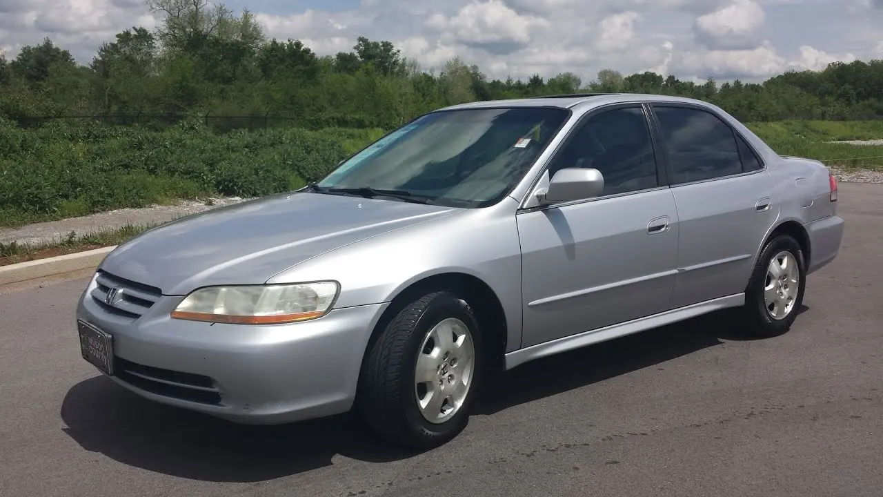 Honda Accord Accord 1.6i LS 2