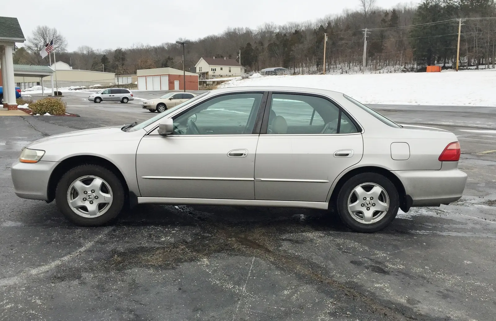Honda Accord Accord 1.6i S 6