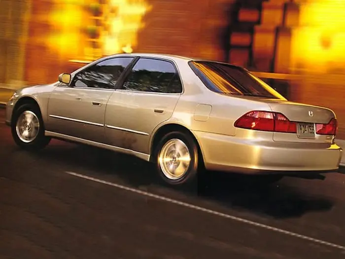 Honda Accord Accord 1.6i S 6