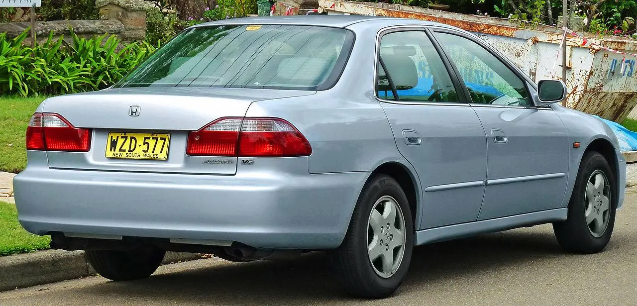 Honda Accord Accord 1.8i ES 3