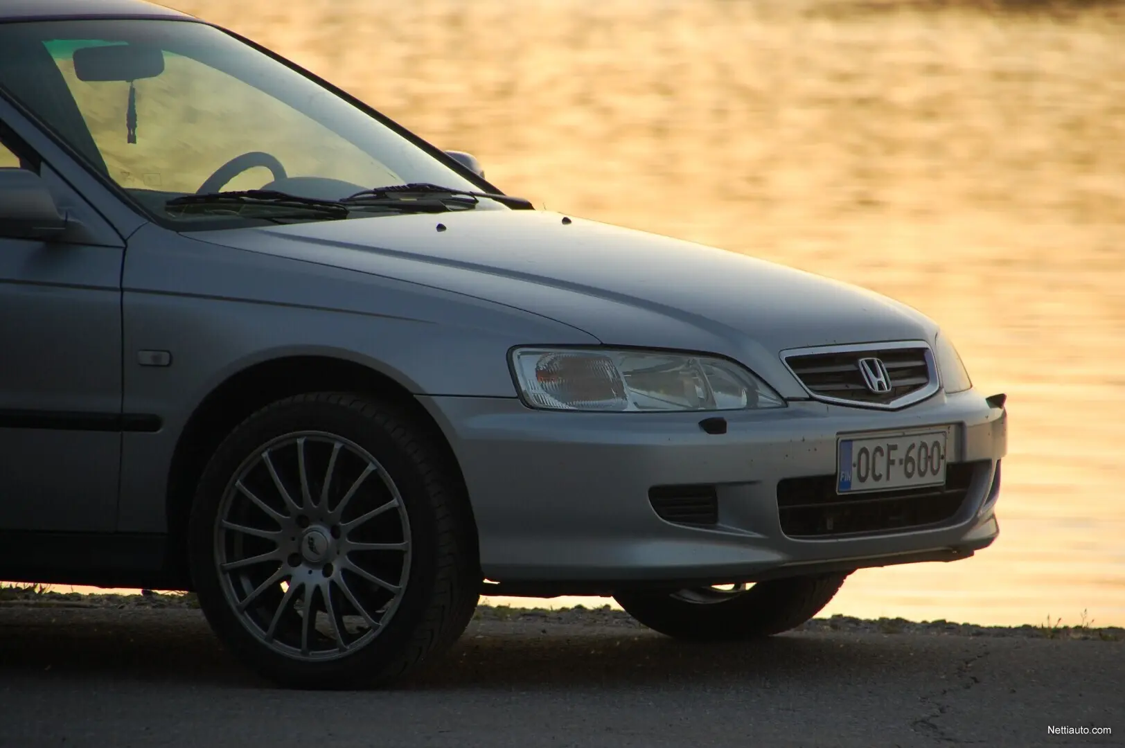 Honda Accord Accord 1.8i LS 5