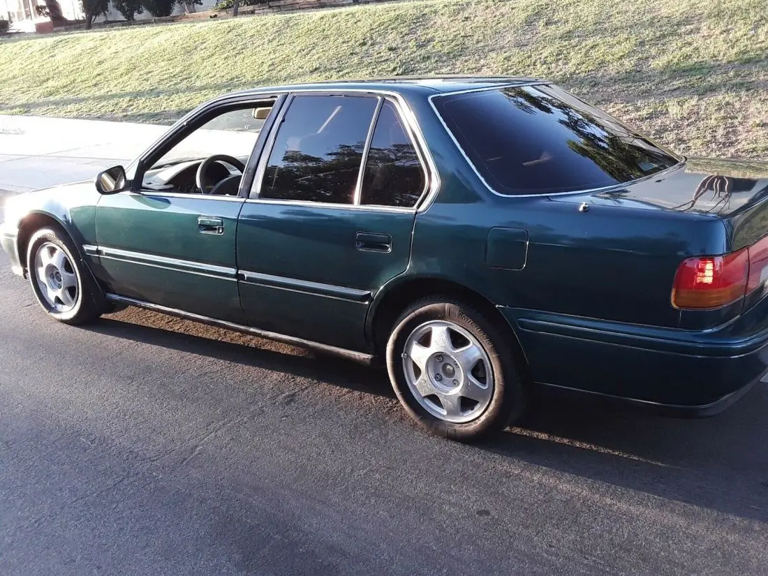 Honda Accord Accord 2.0i ES 4