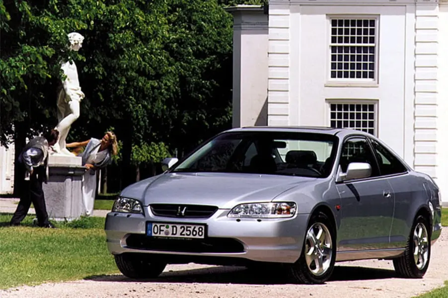 Honda Accord Accord 2.0i ES 1