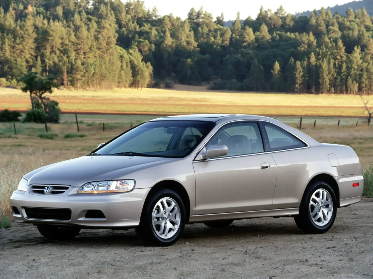 Honda Accord Accord 2.0i ES 4