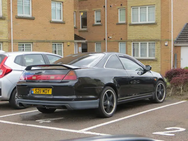 Honda Accord Accord 2.0i ES 6