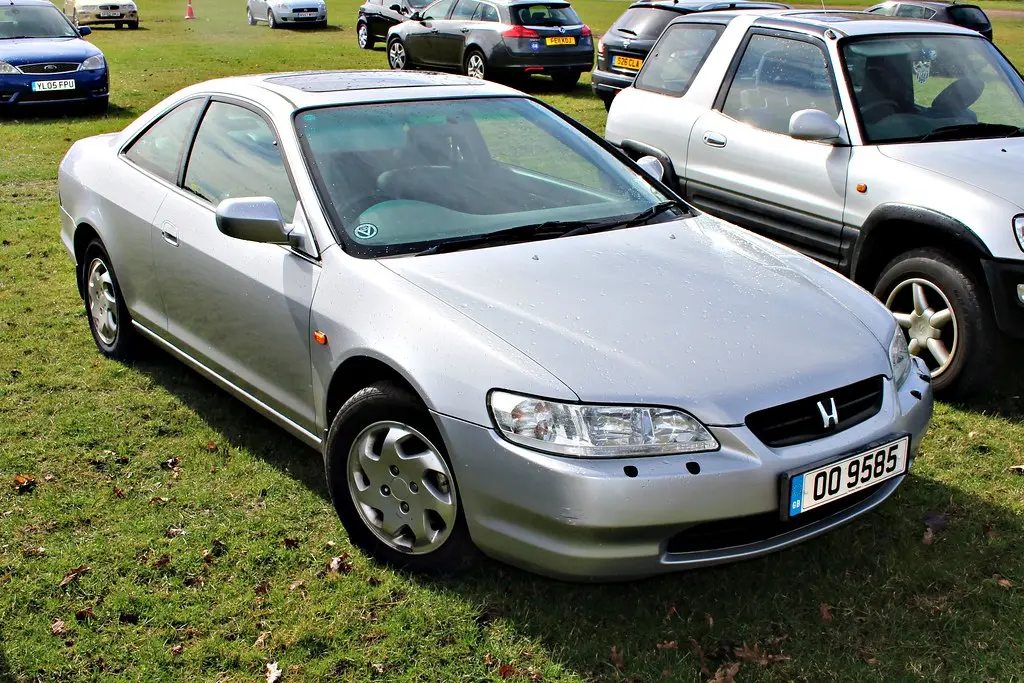 Honda Accord Accord 2.0i ES 3