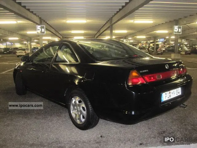 Honda Accord Accord 2.0i ES 6