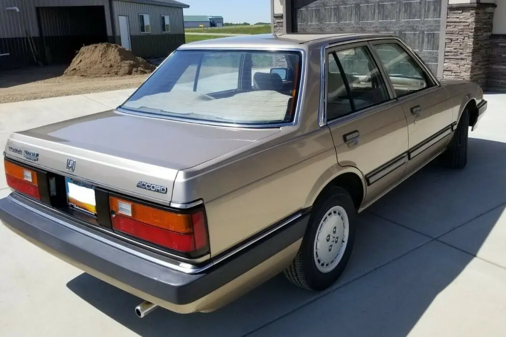 Honda Accord Accord 2.0i EX 1