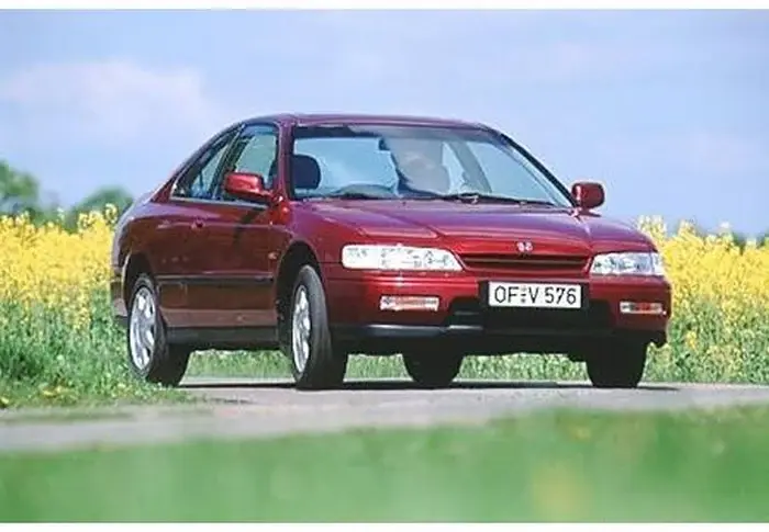 Honda Accord Accord 2.0i LS 4