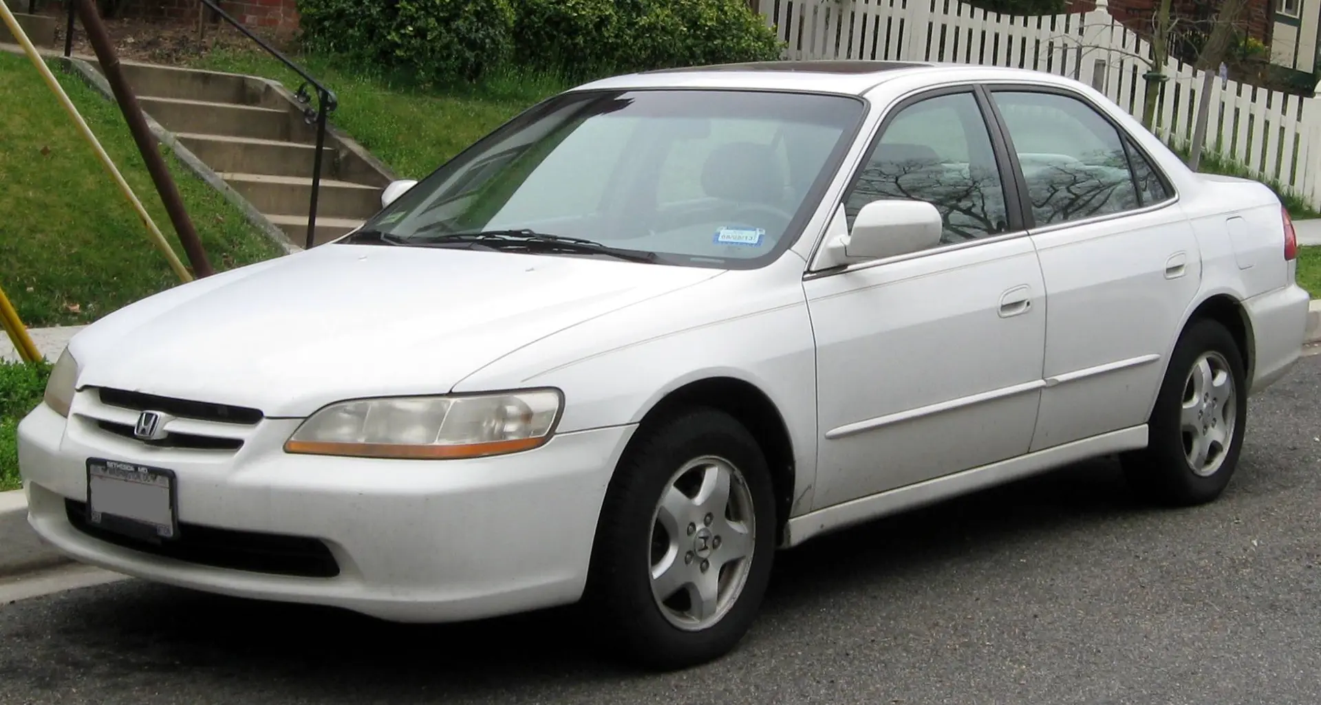 Honda Accord Accord 1.8i LS 0
