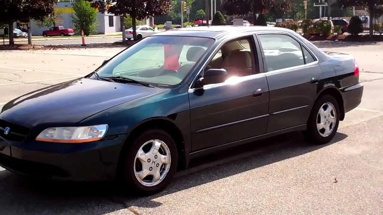 Honda Accord Accord 2.3i ES 5