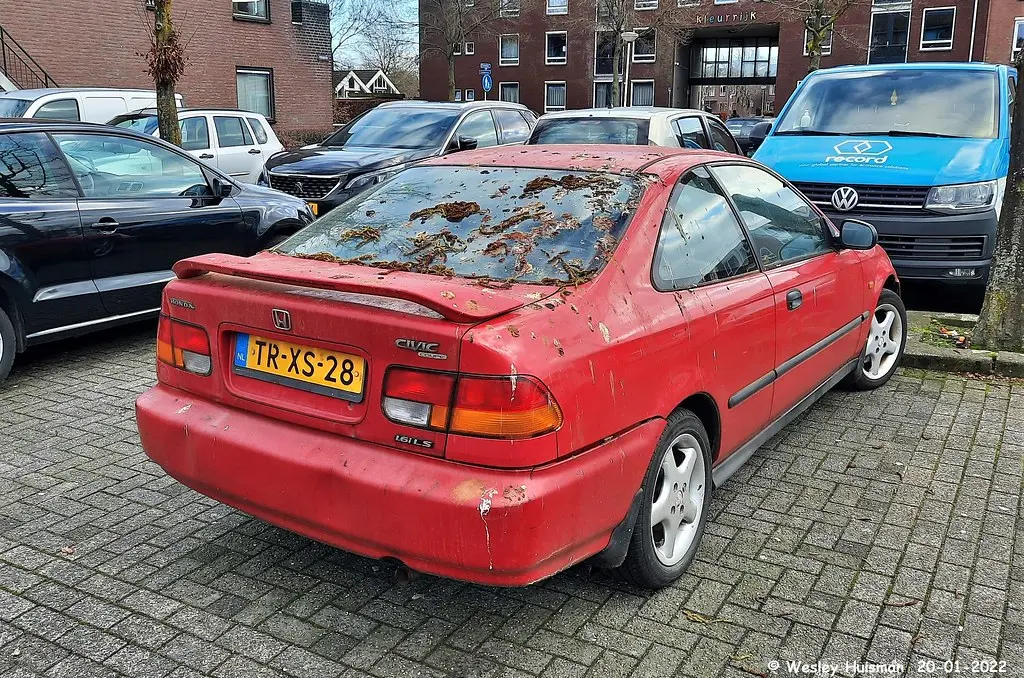Honda Civic Civic 1.6i LS 4