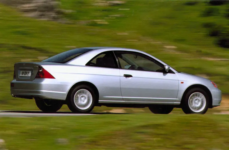 Honda Civic Civic 1.7i LS 7