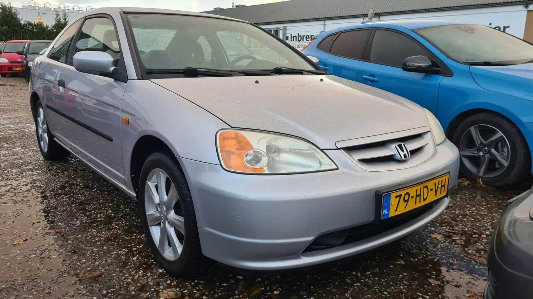 Honda Civic Civic 1.7i LS 6