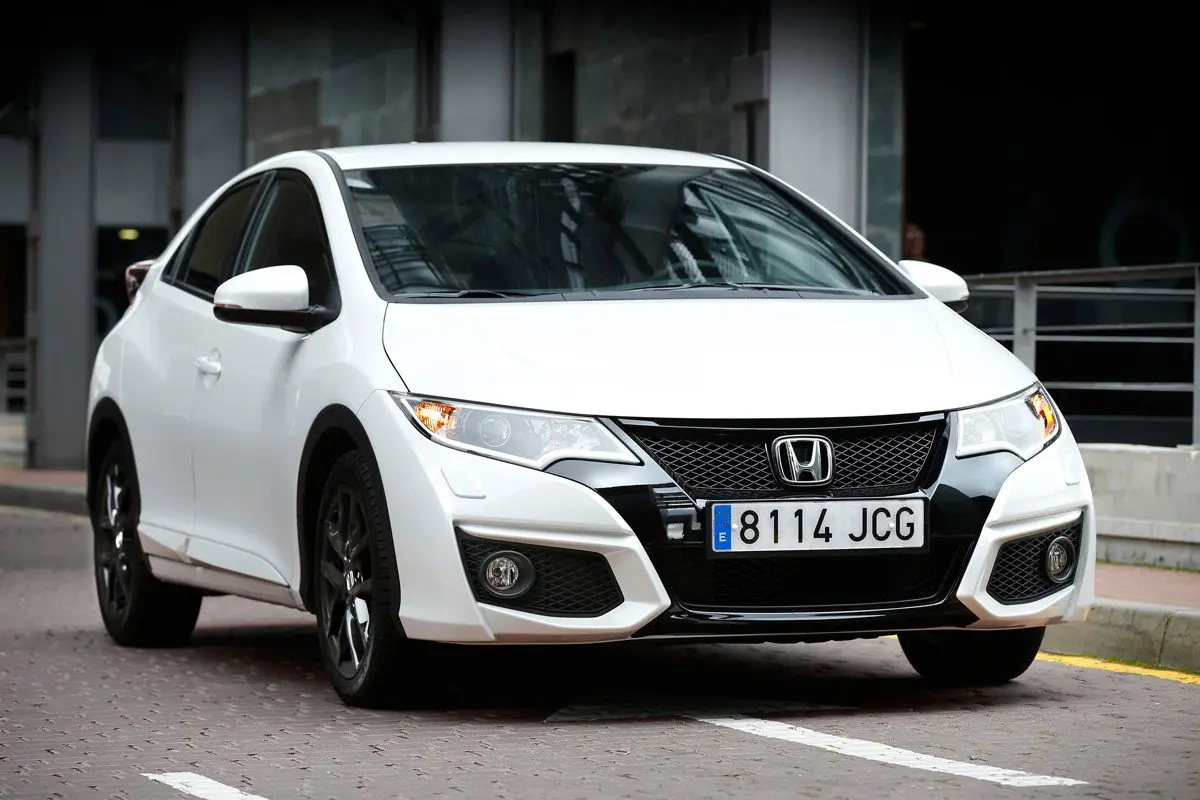 Honda Civic Civic Hatchback 1.6 i-DTEC Sport 2