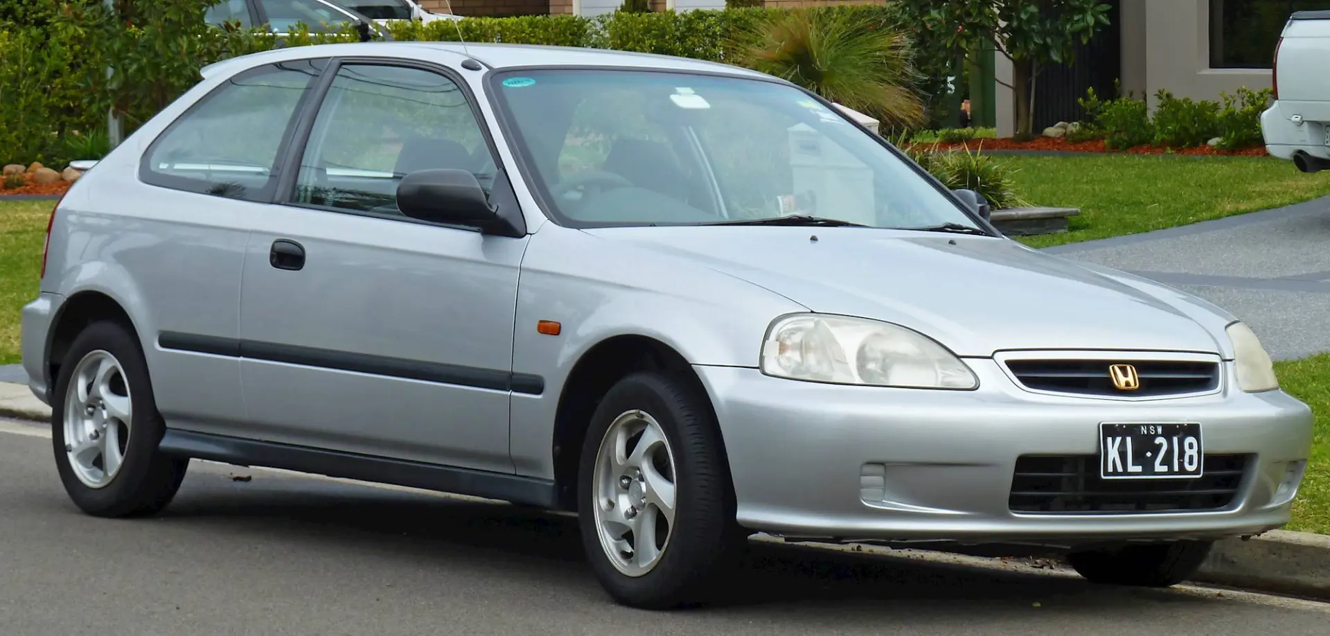 Honda Civic Civic Hatchback 1.6i ES Cool CVT 4