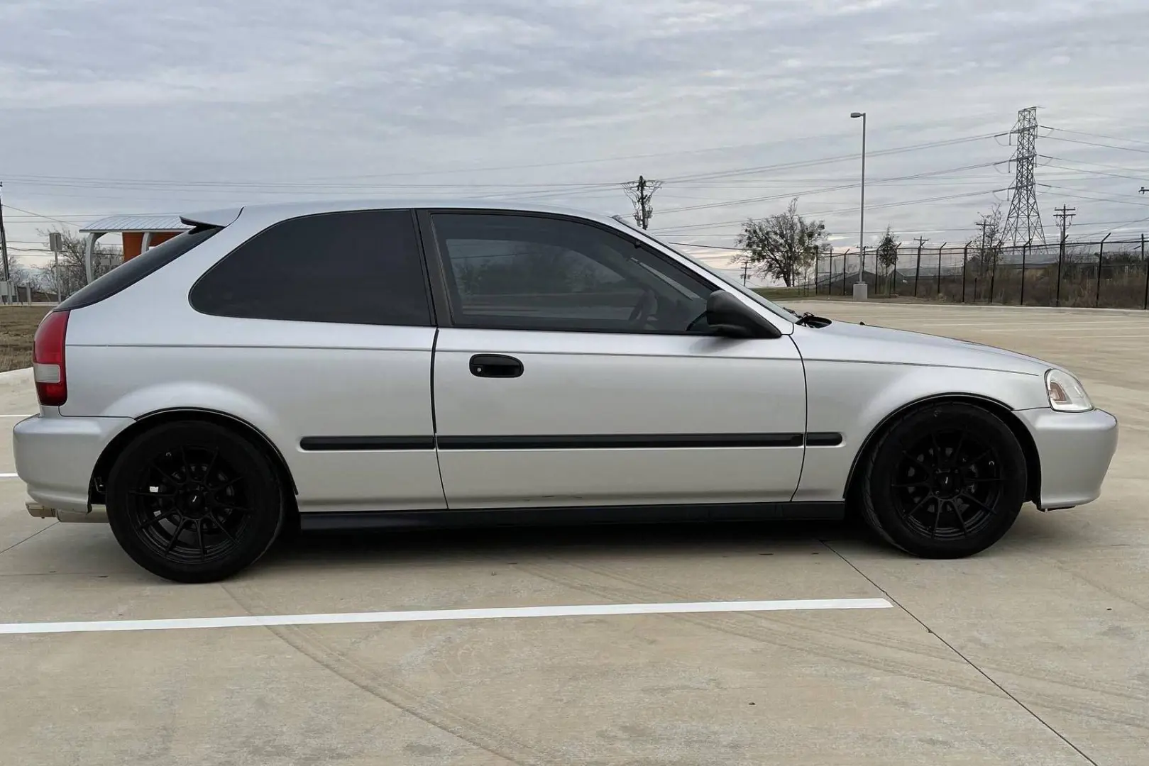 Honda Civic Civic Hatchback 1.6i ES Cool CVT 5