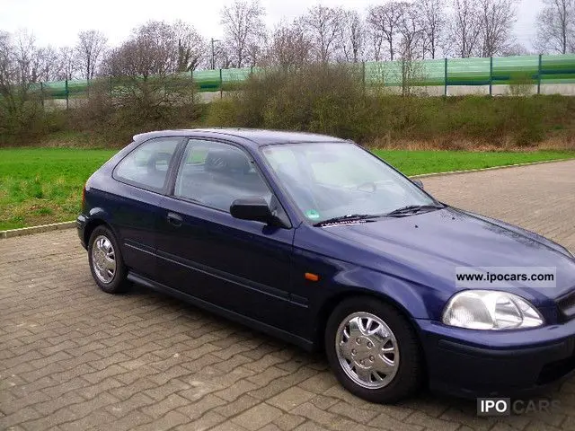 Honda Civic Civic Sedan 1.4i S 6