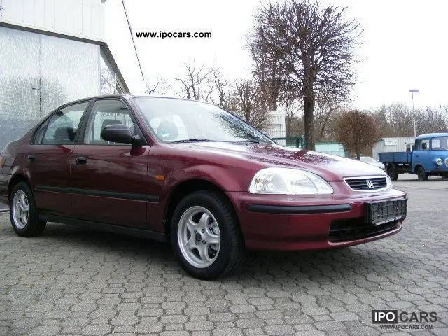 Honda Civic Civic Sedan 1.4i S 4