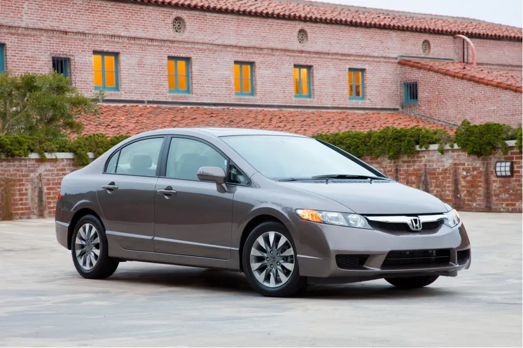 Honda Civic Civic Sedan 1.6 i-VTEC Dream 6