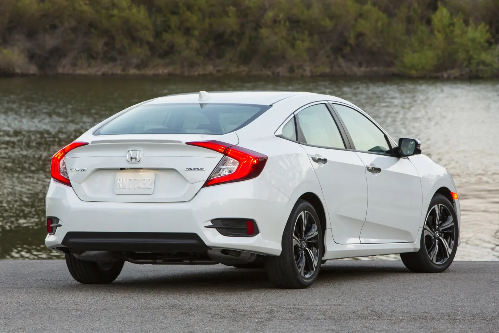 Honda Civic Civic Sedan 1.6 i-VTEC Elegance 6
