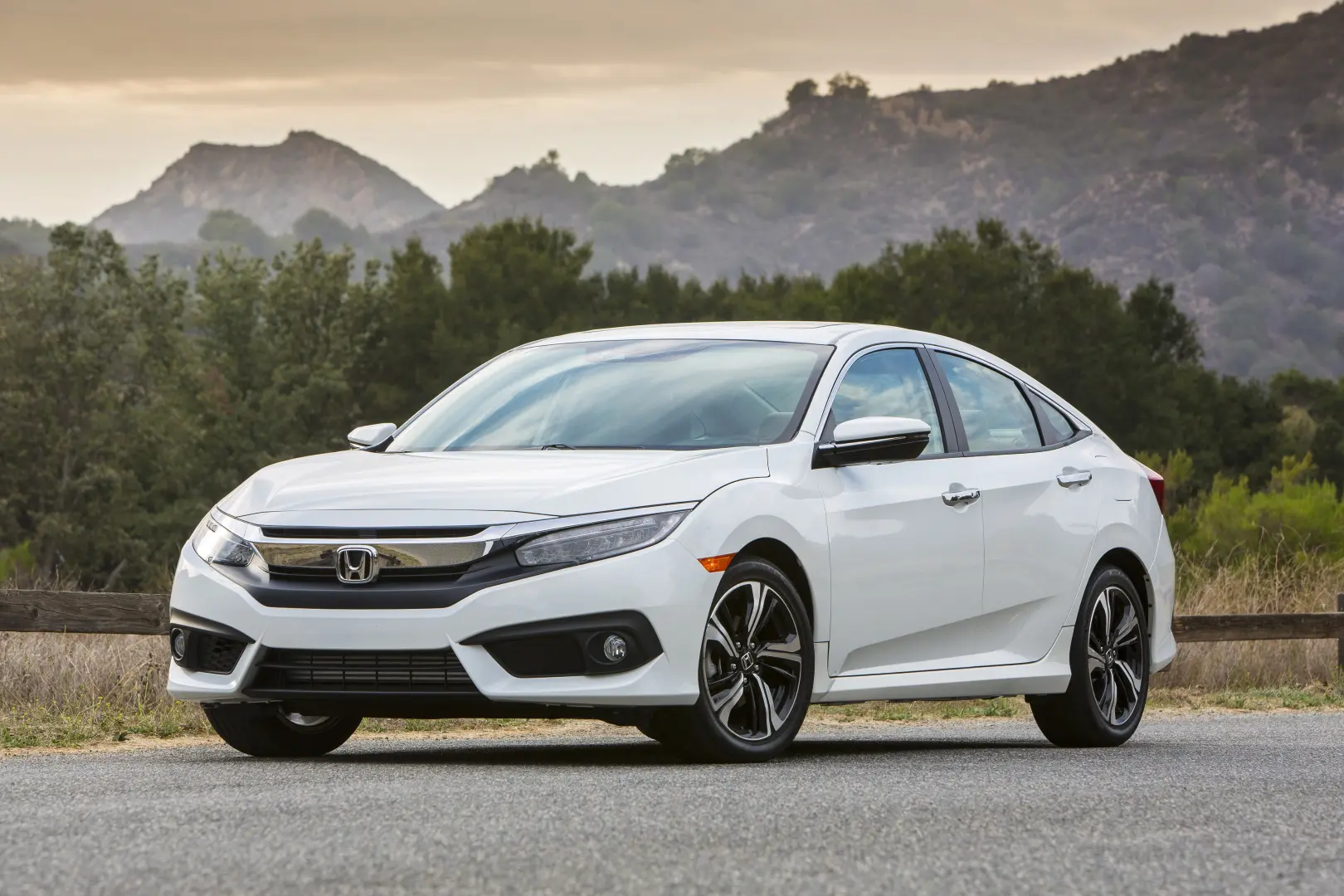 Honda Civic Civic Sedan 1.6 i-VTEC ECO Executive 7