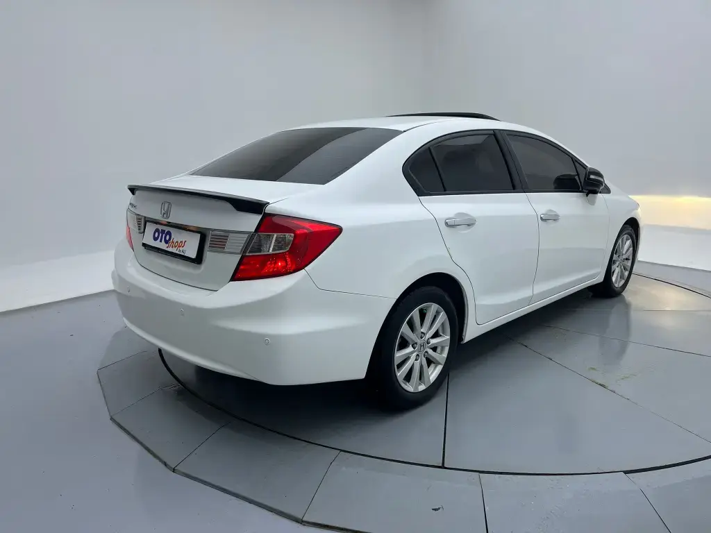 Honda Civic Civic Sedan 1.6 i-VTEC Eco Elegance 3