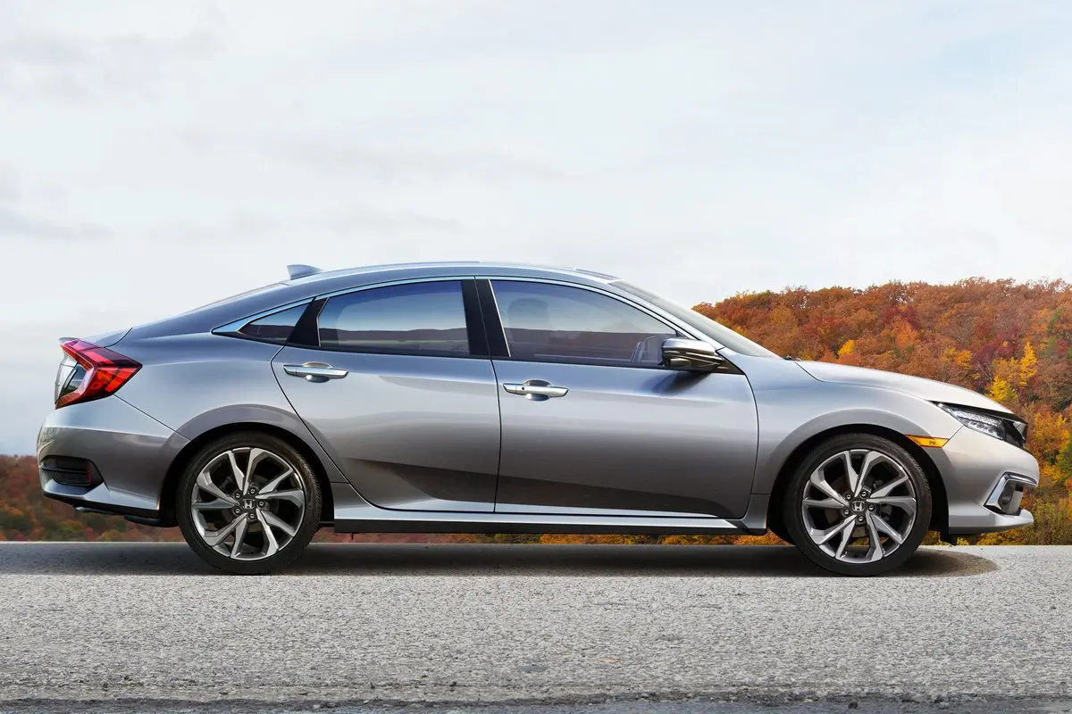 Honda Civic Civic Sedan 1.6 i-VTEC Elegance 2