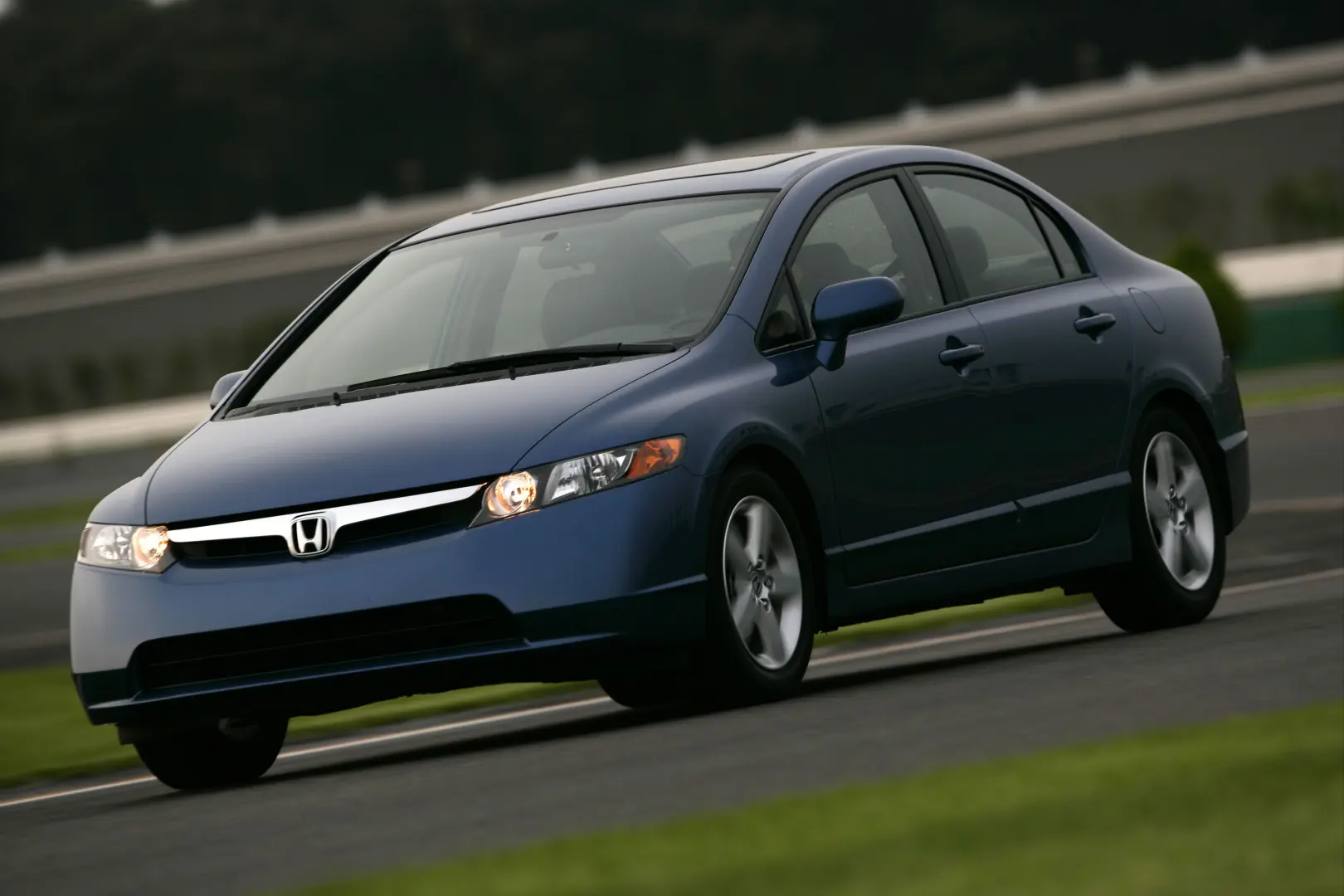 Honda Civic Civic Sedan 1.6 i-VTEC Elegance 5