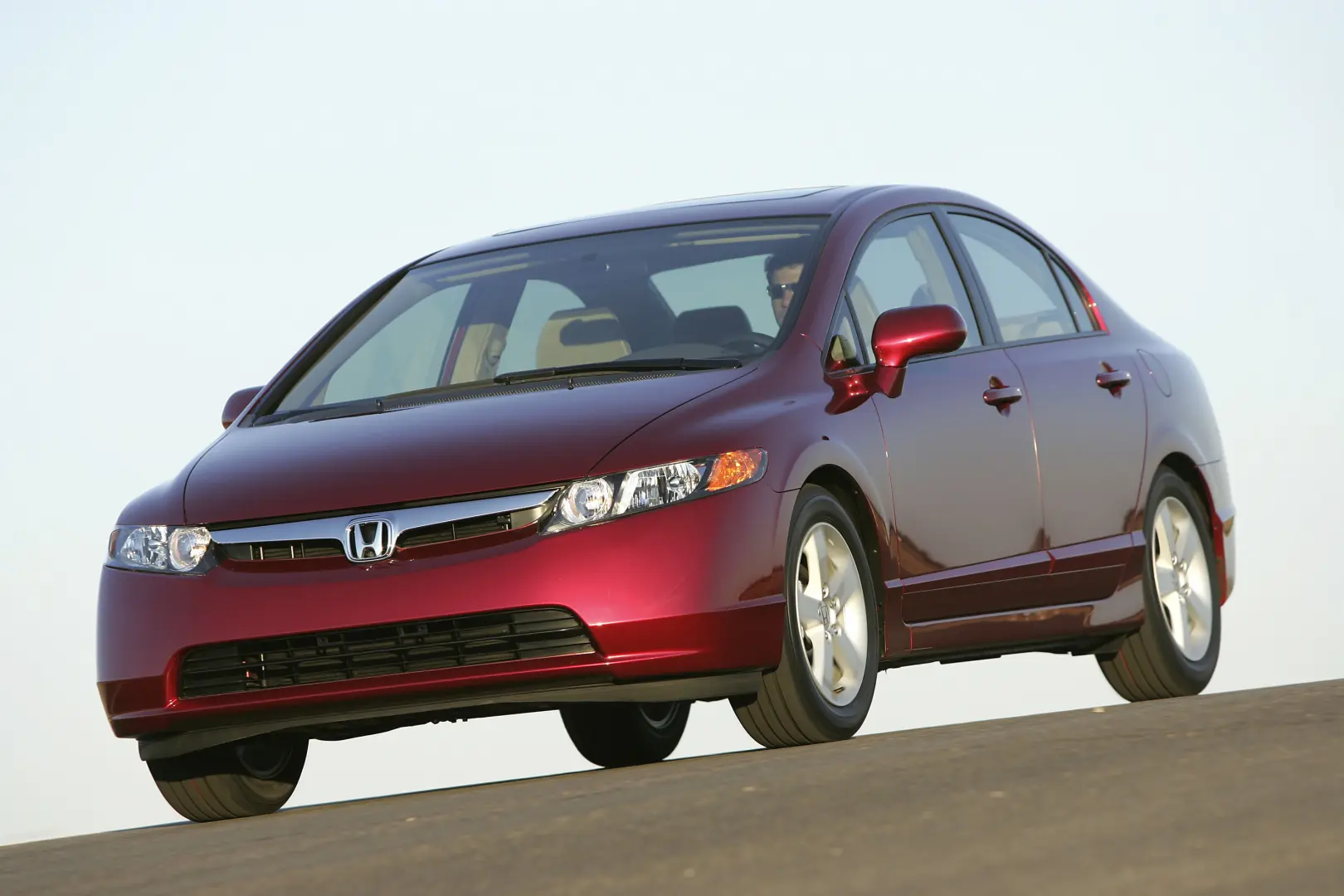 Honda Civic Civic Sedan 1.6 i-VTEC Elegance 1