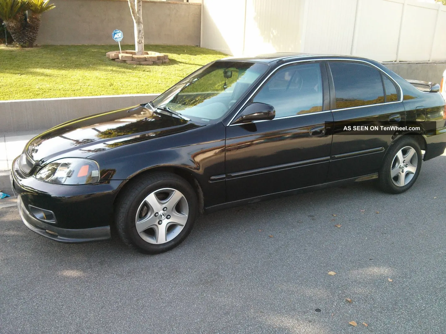 Honda Civic Civic Sedan 1.6i ES 0