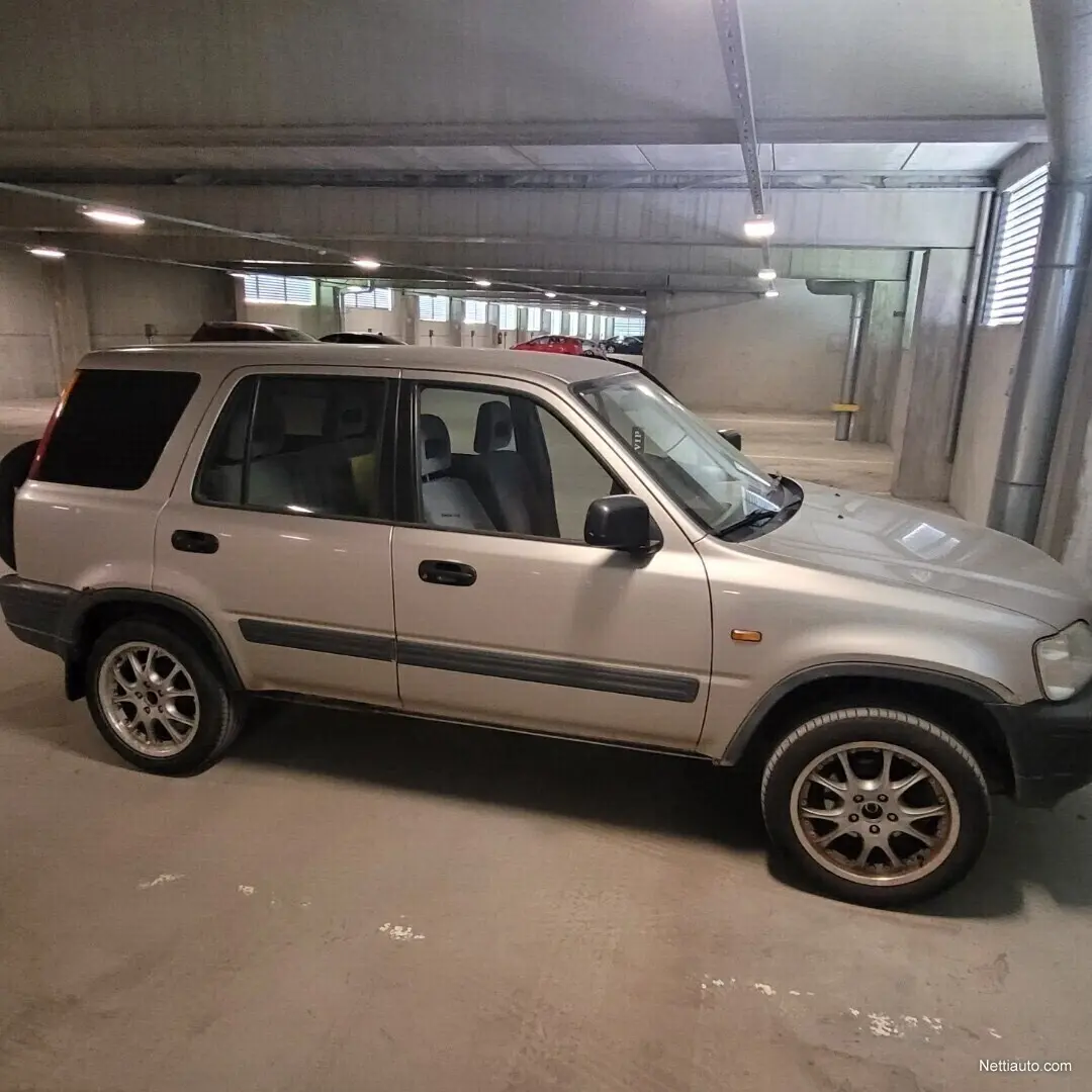 Honda CR-V CR-V 2.0i LS 5