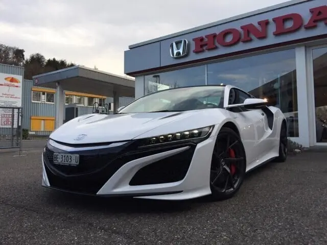 Honda NSX NSX 3.5 DOCH V6 Twin Turbo DCT 1
