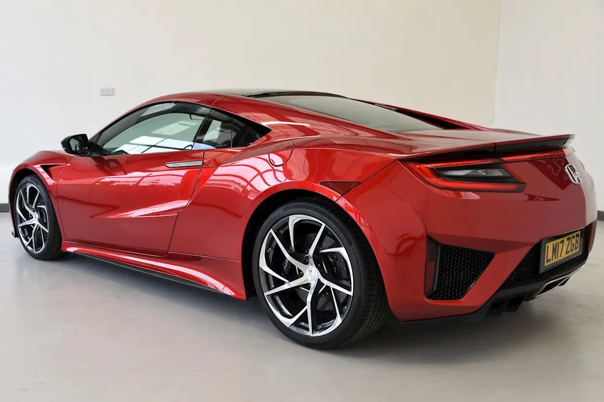 Honda NSX NSX 3.5 DOCH V6 Twin Turbo DCT 2