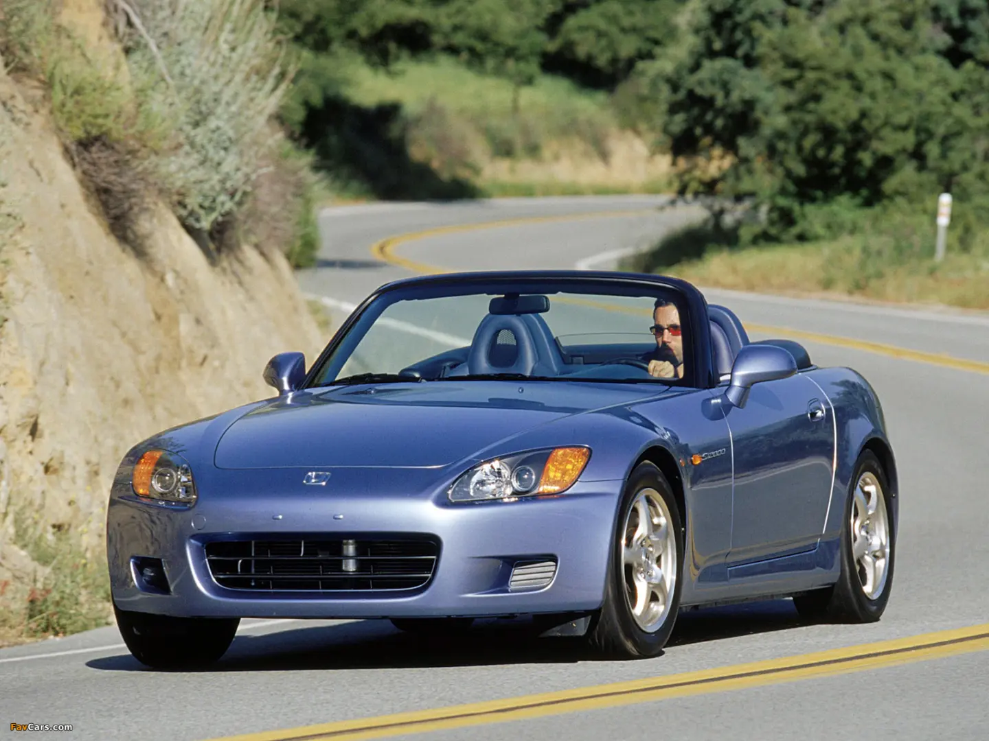 Honda  S 2000 2.0 4