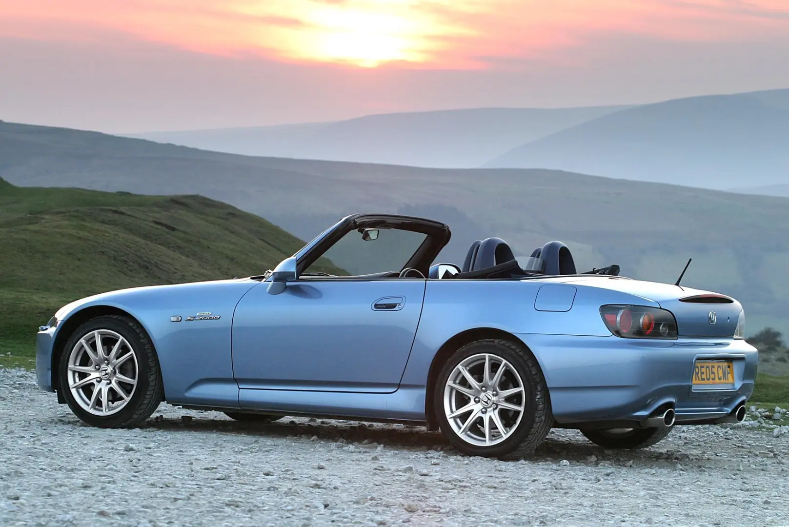 Honda  S 2000 2.0 6