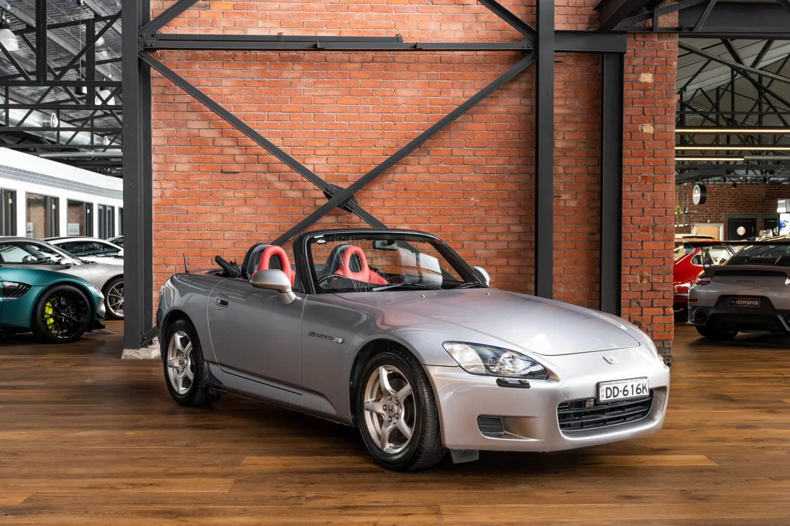Honda  S 2000 2.0 3