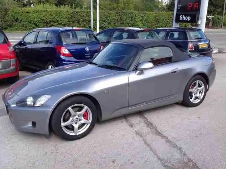 Honda  S 2000 2.0 4