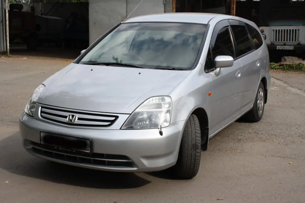 Honda Stream Stream 1.7 LS 3