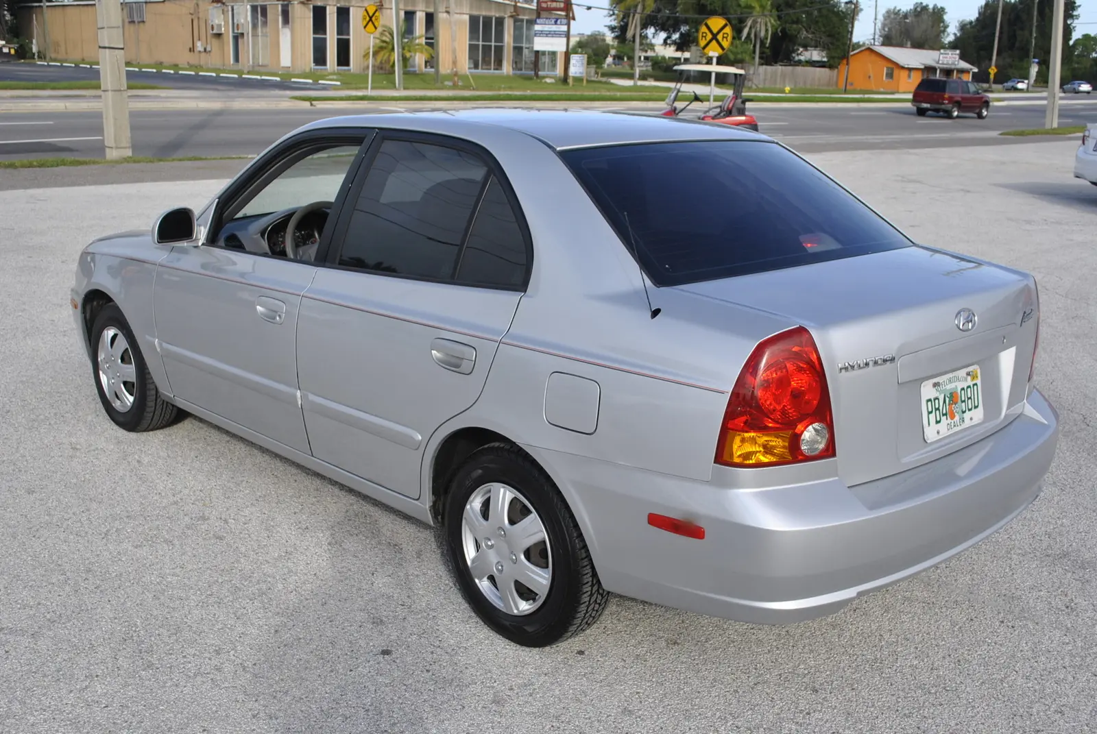 Hyundai Accent Accent 1.3 GL Active 3