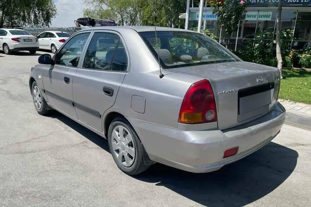 Hyundai Accent Accent 1.3 GL Active 2