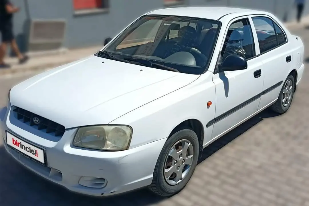 Hyundai Accent Accent 1.3 LS AB 0