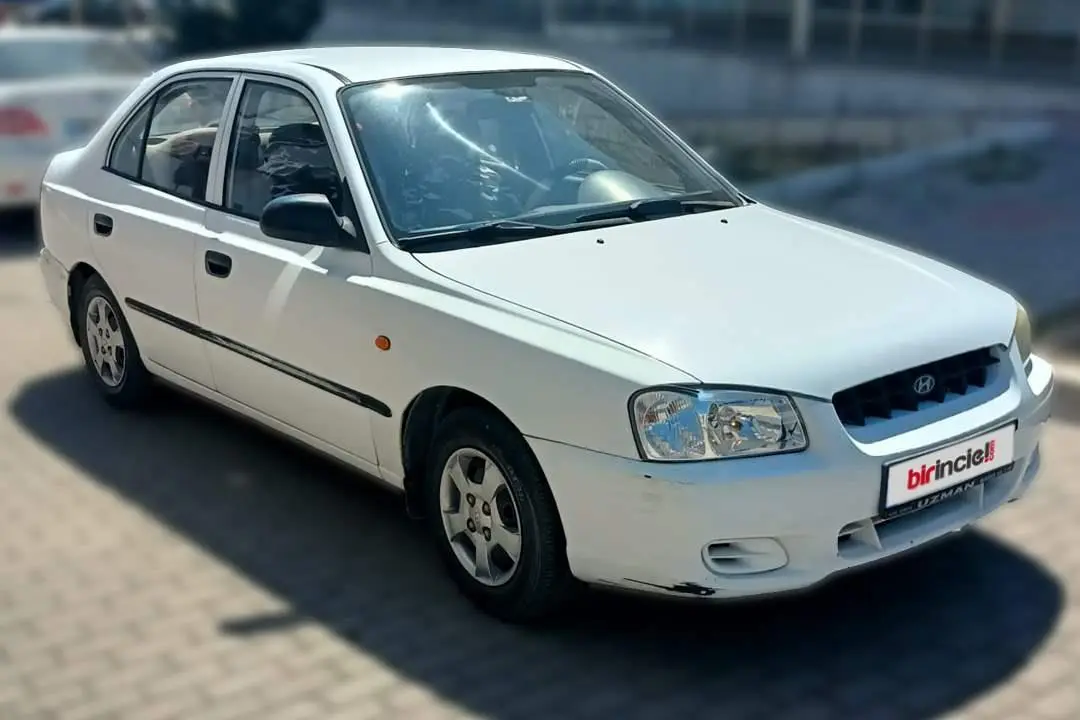 Hyundai Accent Accent 1.5 LS Servo AB 3