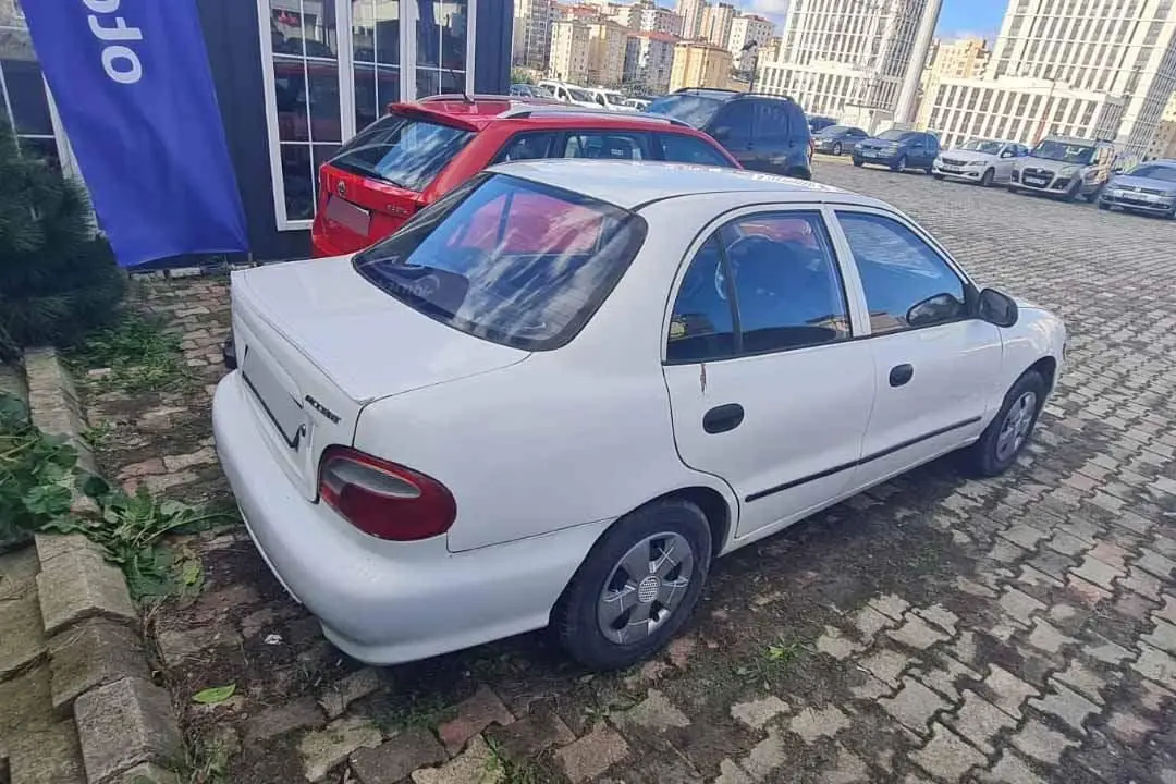 Hyundai Accent Accent 1.3i LX 4