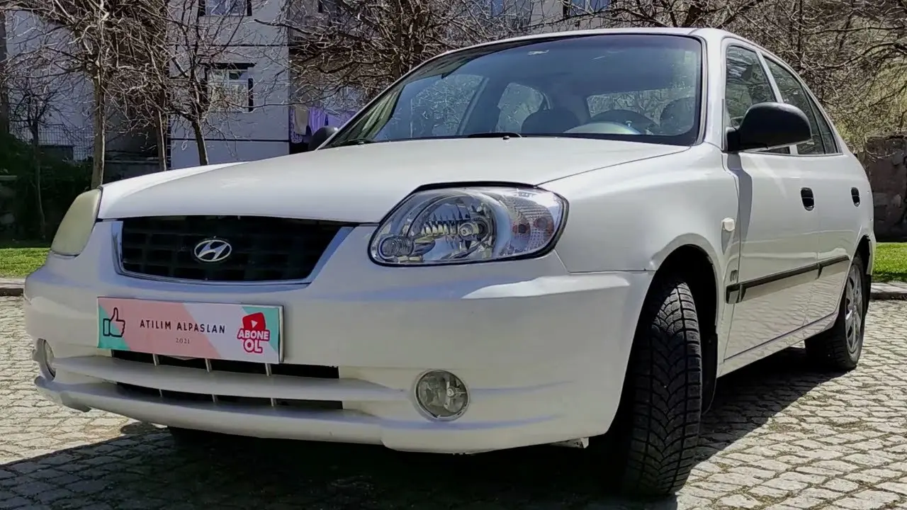 Hyundai Accent Accent 1.5 CRDI Comfort 6