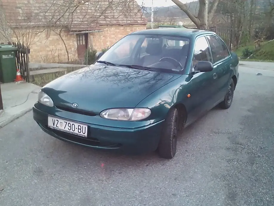 Hyundai Accent Accent 1.5 LS 0