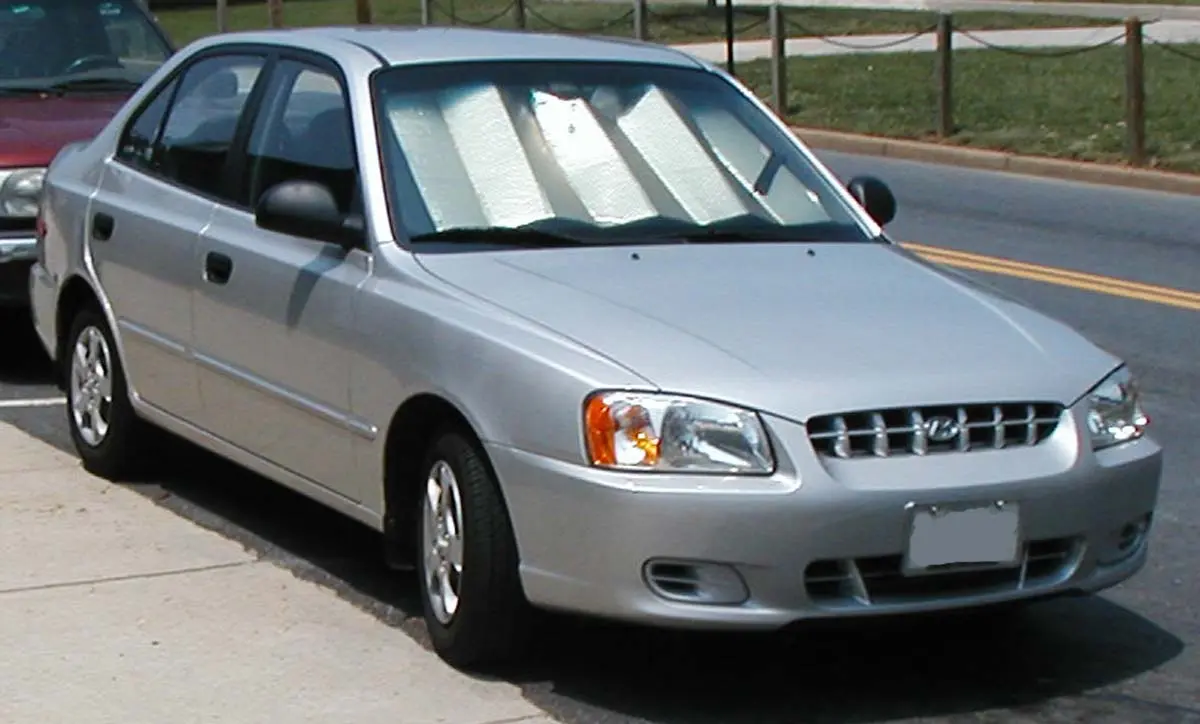 Hyundai Accent Accent 1.5 LS 3
