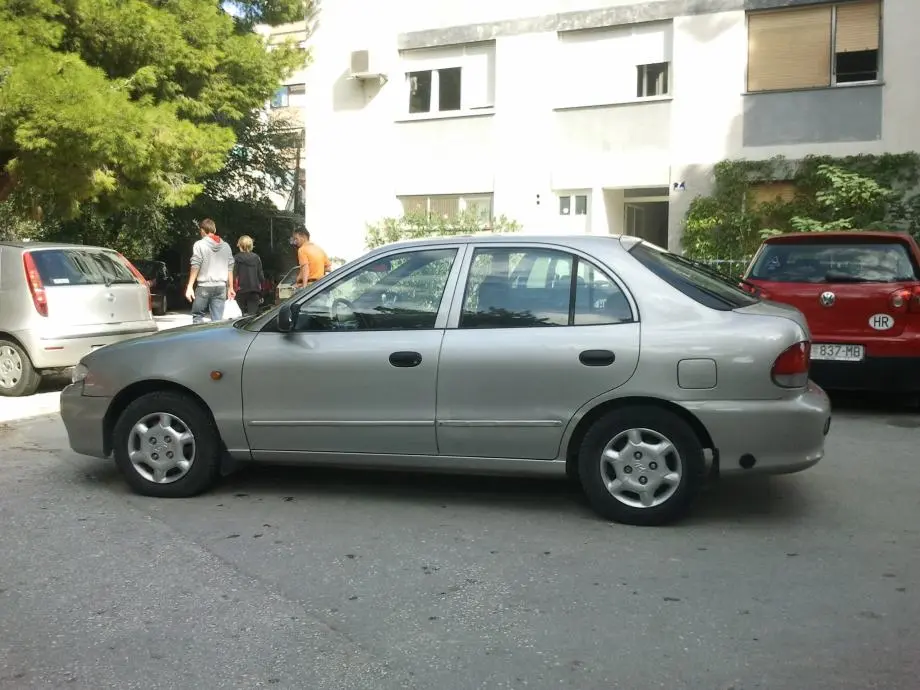 Hyundai Accent Accent 1.5 LS Klima 5
