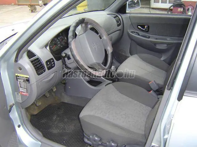 Hyundai Accent Accent 1.5 LS Klima 5