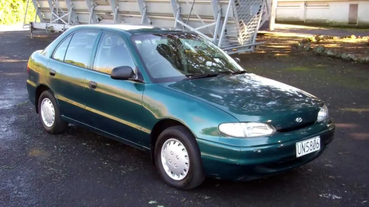 Hyundai Accent Accent 1.5 LS Servo Airbag 4